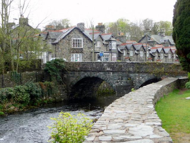 Dolafon Bed & Breakfast Llanbedr  Exterior photo